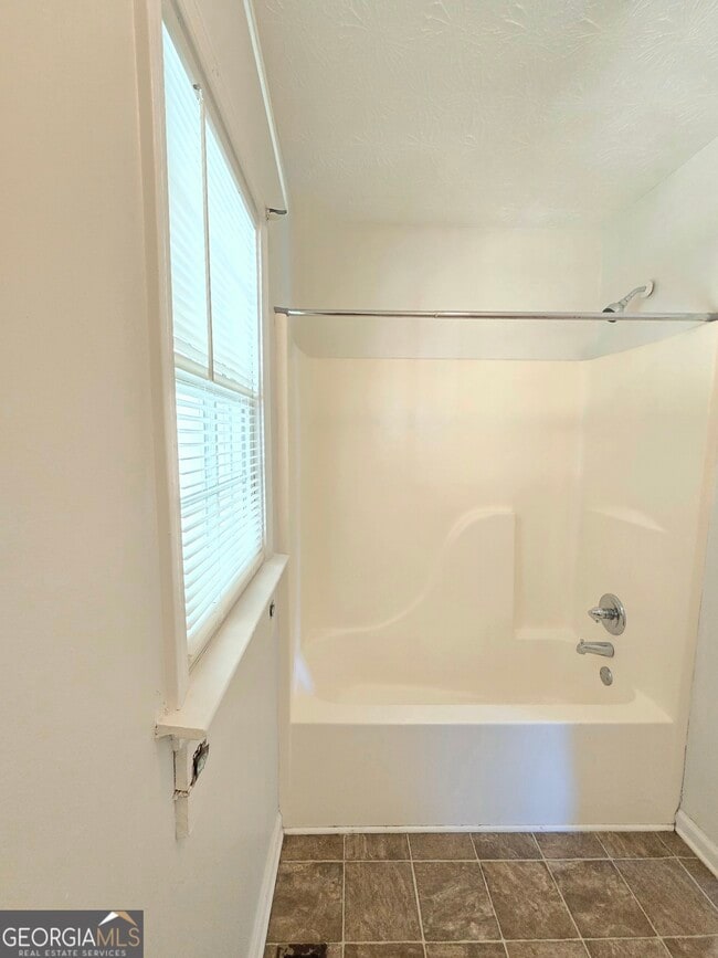 Building Photo - 321 Thomas Dorsey Dr