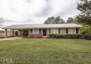 Building Photo - 295 Vincent Dr