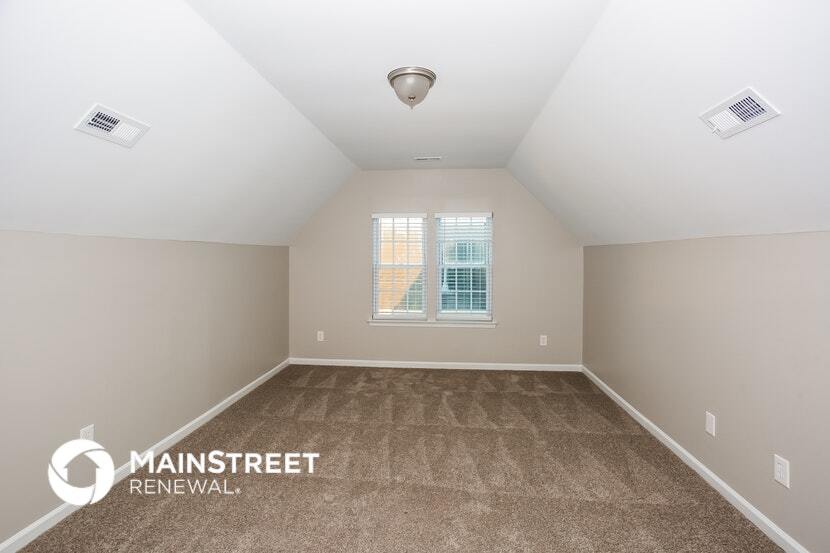 Building Photo - 3115 Hawick Commons Dr