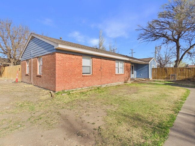 Building Photo - 3004 Westhaven Dr