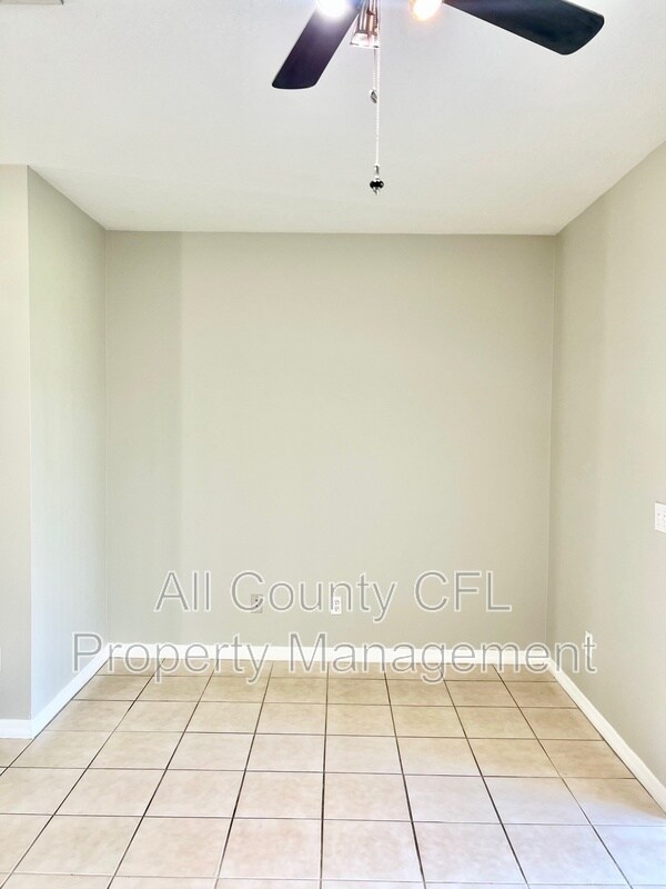 Building Photo - 9305 Jasmine Flower Ln
