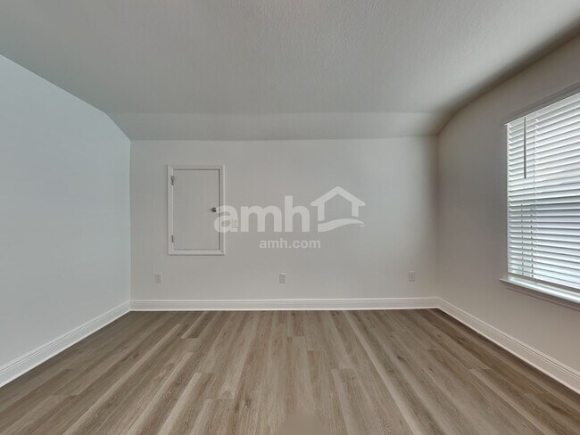 Building Photo - 6443 Atlantic Bch Ave