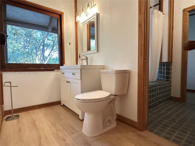 Building Photo - 17010 SW 77th Ave