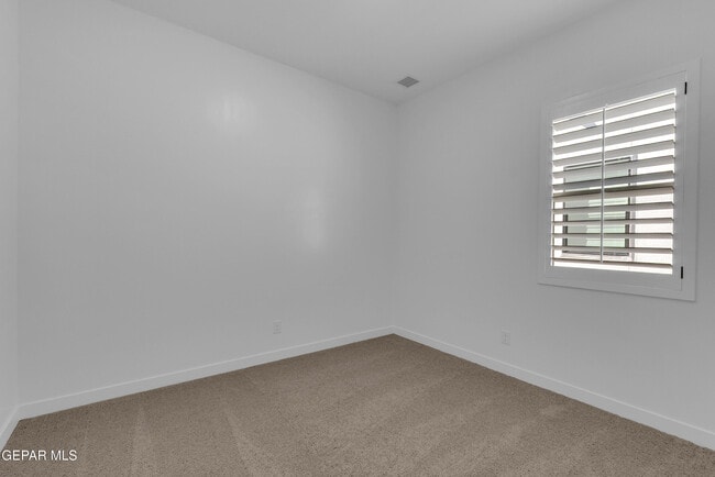 Building Photo - 15148 Destination