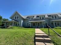 Building Photo - For Rent – Pet-Friendly 2 Bed, 1 Bath Town...