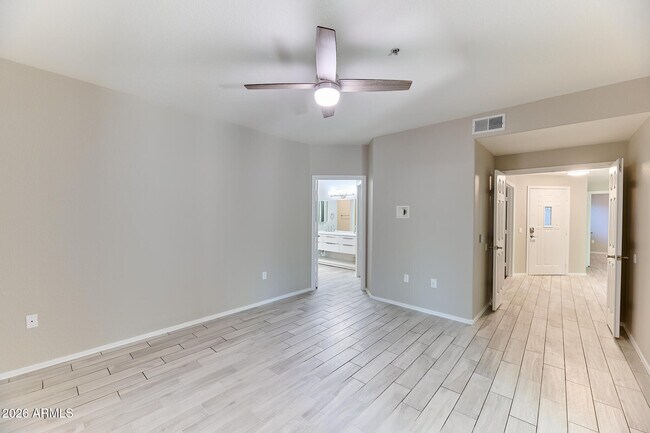 Building Photo - 9555 E Raintree Dr
