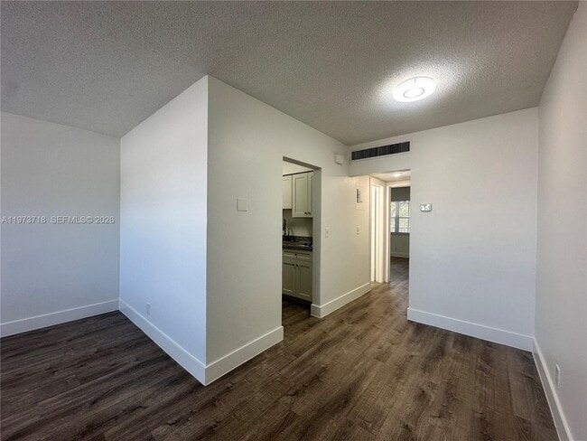 Building Photo - 2300 Madison St