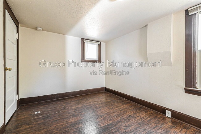 Building Photo - 4118 W 42nd Ave