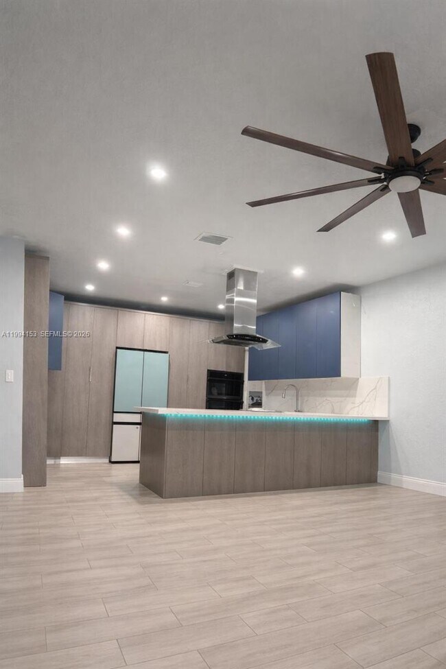 Building Photo - 11369 NW 73rd Terrace