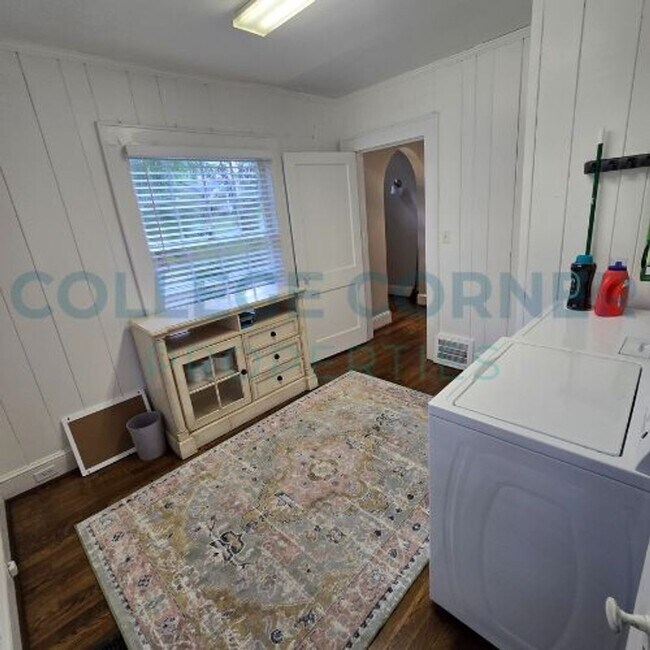 Building Photo - 139 Rosedale Cir