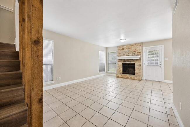 Building Photo - 8329 Fathom Cir