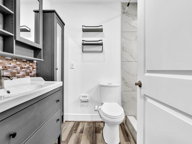 Building Photo - 7879 NW 193rd Ter