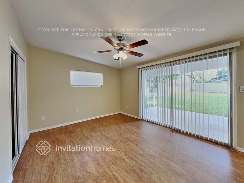 Building Photo - 2310 Sunderland Rd