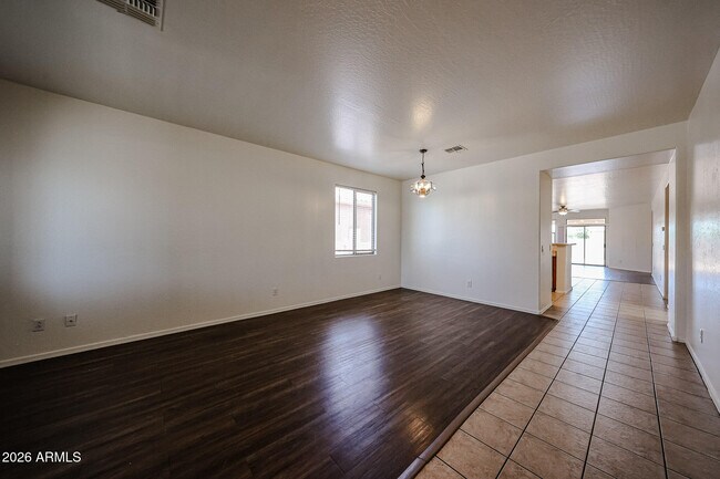 Building Photo - 6307 S 69th Glen