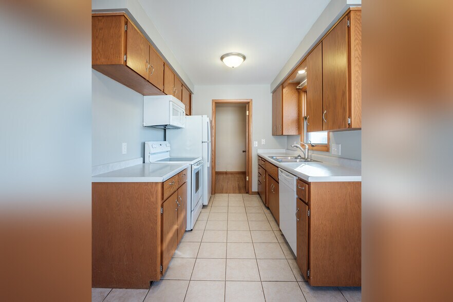 Building Photo - 2014 23rd St NW
