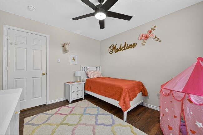 Building Photo - 7302 Foyer Cir