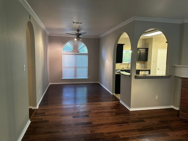Building Photo - Amazing home in Farmington Estates!