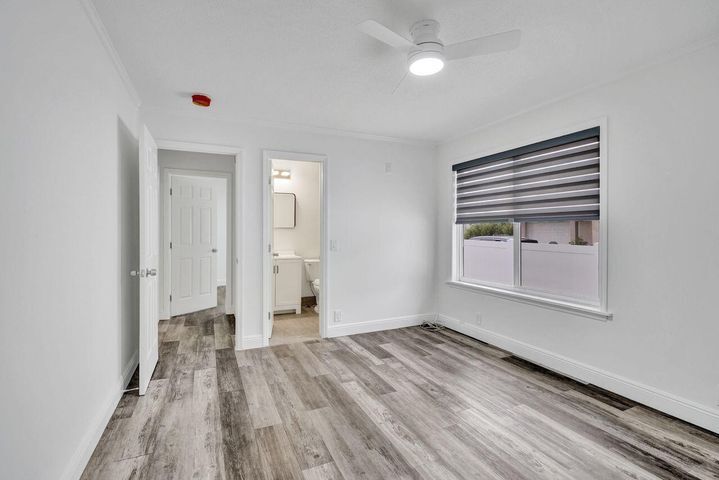 Building Photo - 229 SW 1st Ave