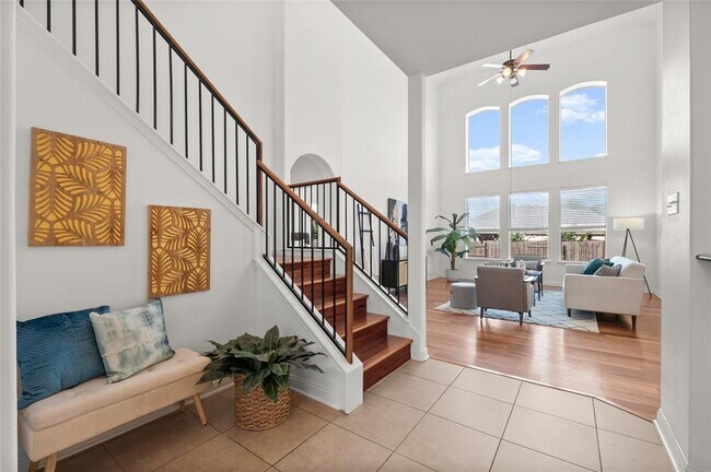 Building Photo - 3664 Rosalina Loop