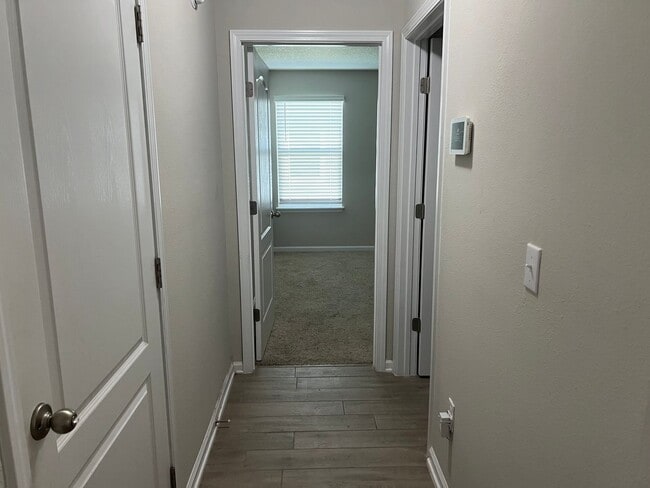 Building Photo - Great home in a gated community