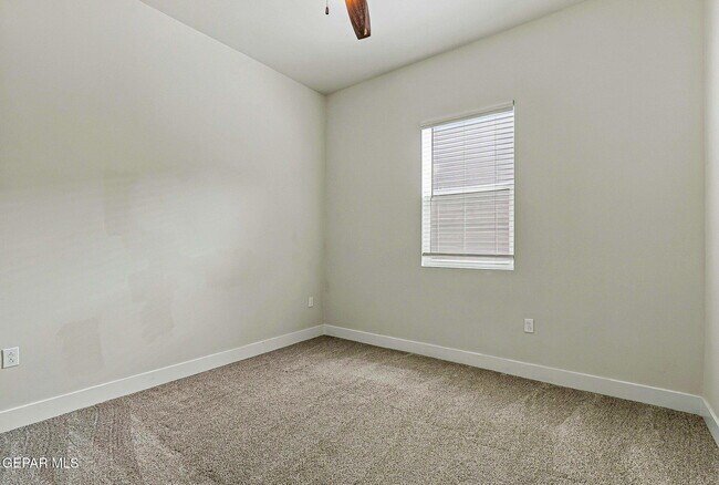 Building Photo - 1807 Ritzy Lou Pl