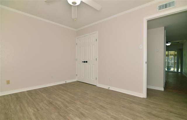 Building Photo - 1805 Spanish Trail