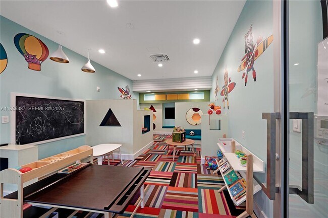 Building Photo - 8167 NW 41st St