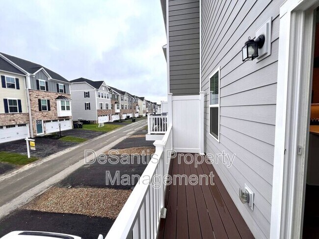 Building Photo - 4906 Spruce Rd