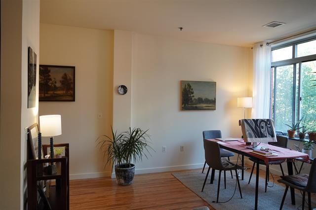 Building Photo - 25 McWilliams Pl