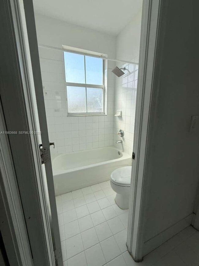 Building Photo - 8683 NW 109th Ct