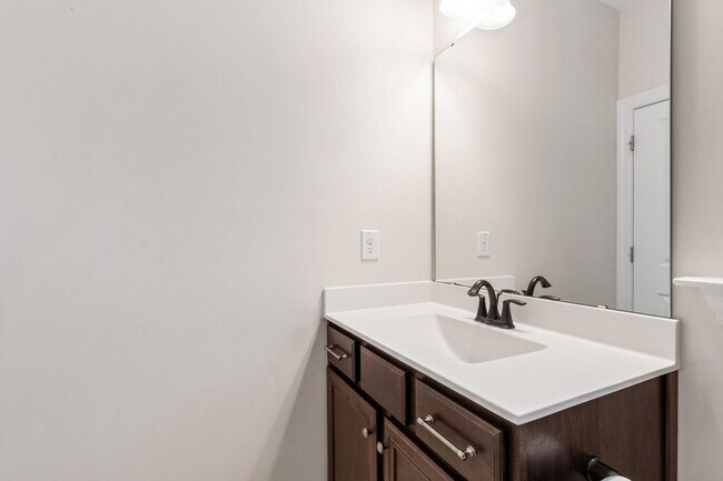 Building Photo - Live Beautifully in This Upgraded 4-Bedroom Home in Apex!