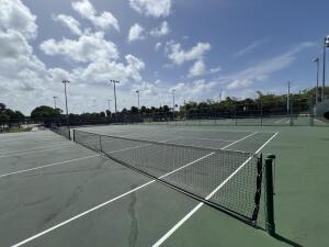 Building Photo - 2020 Lake Osborne Dr