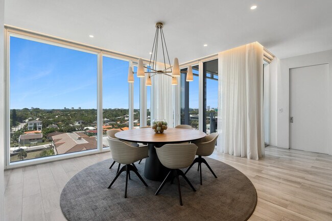 Building Photo - 9001 Collins Ave