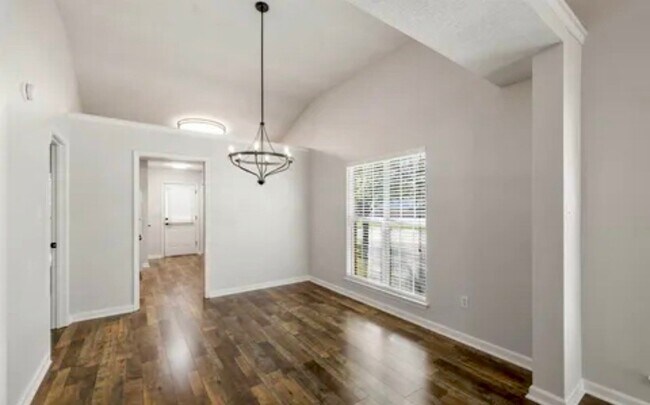 Building Photo - 5428 Bradley Dr