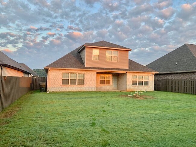 Building Photo - 113 James Parcus Cir