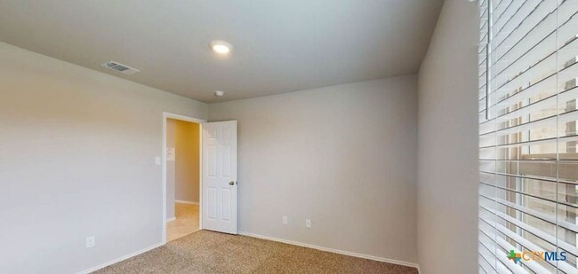 Building Photo - 1010 Prairie Clover Rd