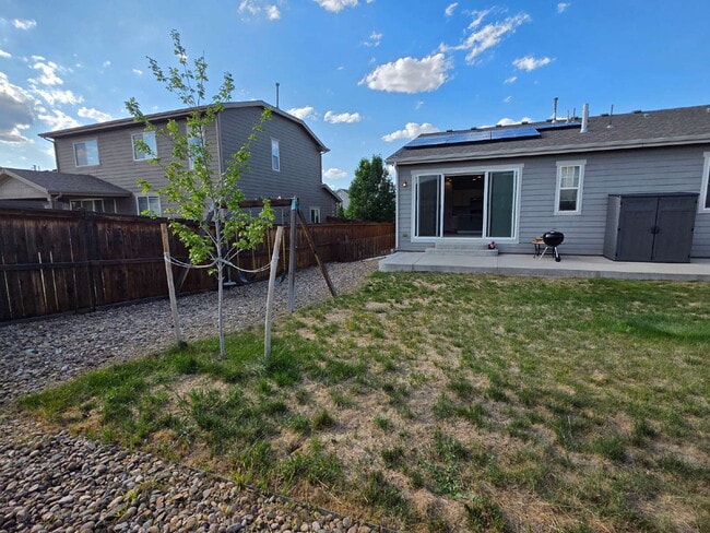 Building Photo - 25606 E Bayaud Ave