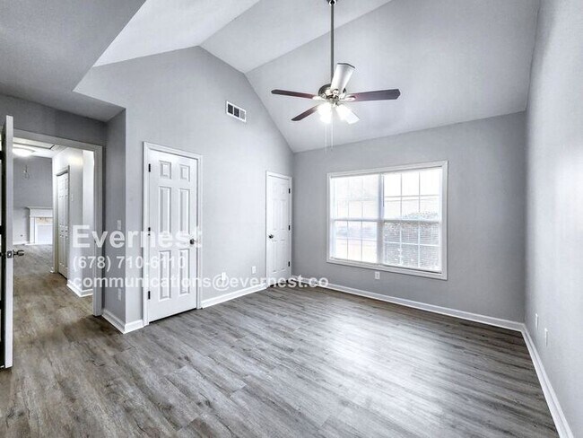 Building Photo - 1827 Belcher Pl SW