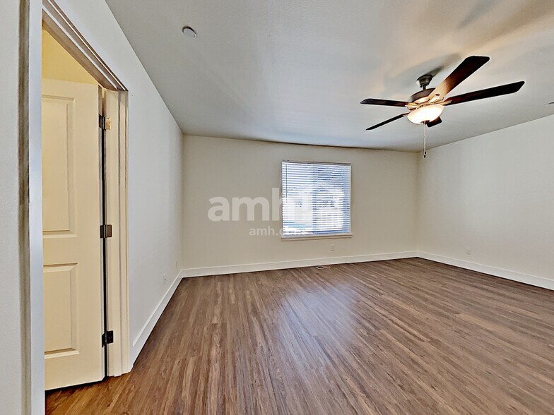 Building Photo - 10629 138th St Ct E