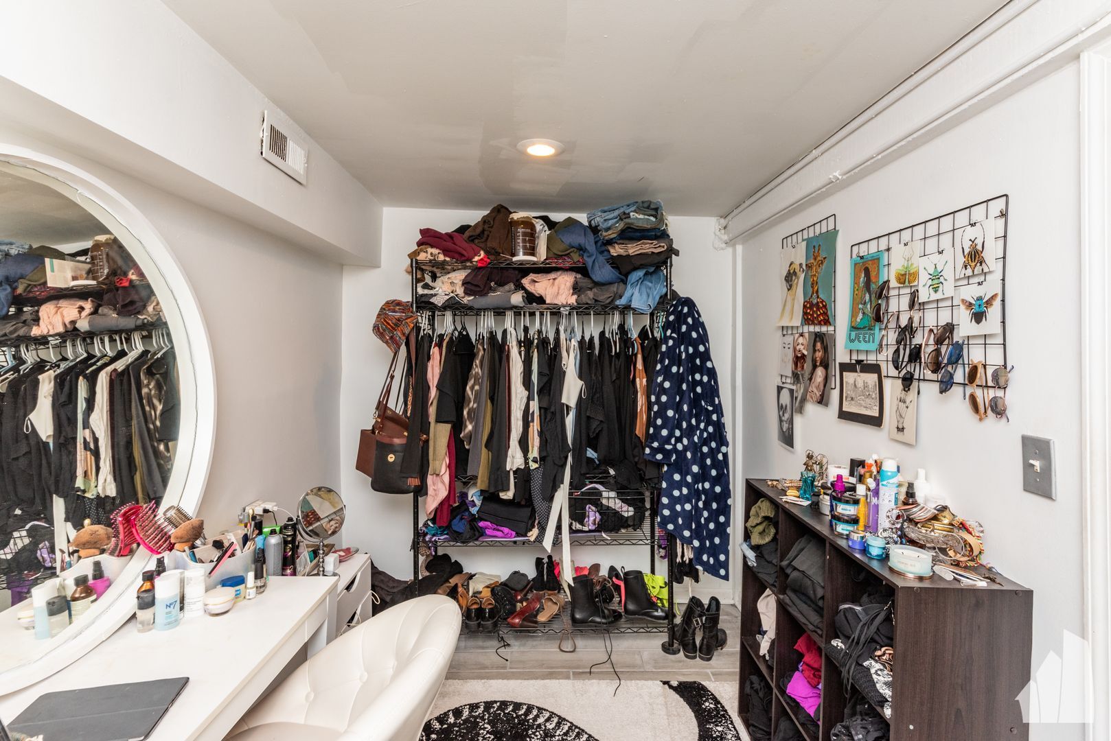 Building Photo - 2005 W Race Ave