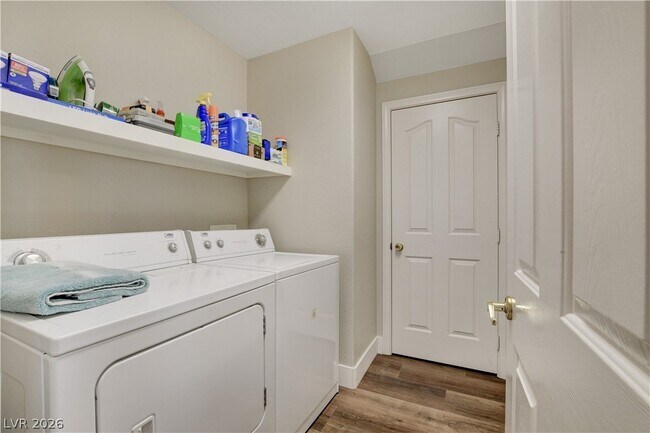 Building Photo - 2404 Legacy Island Cir