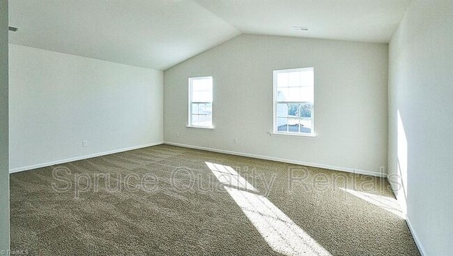 Building Photo - 958 Bosemon St
