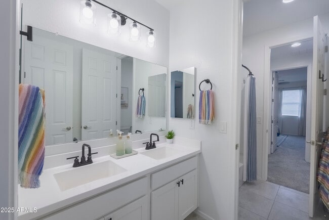 Building Photo - 22638 E Quintero Ct