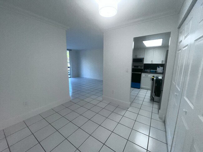 Building Photo - 8311 SW 142nd Ave