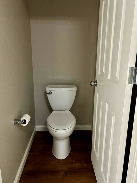 Building Photo - 5412 Etherington Ct