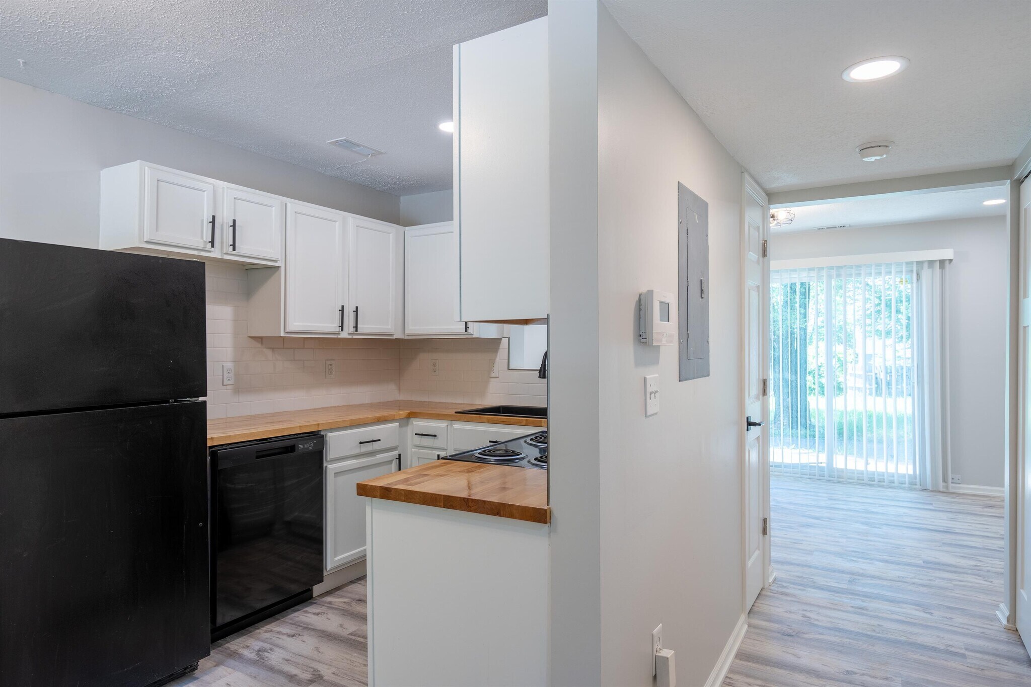 Building Photo - 1364 S Talbott St