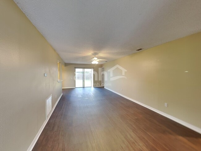 Building Photo - 12519 Dawn Vista Dr