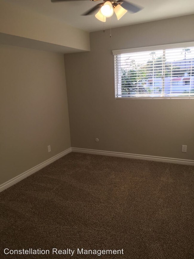 Building Photo - 859-861 Mola Vista Way