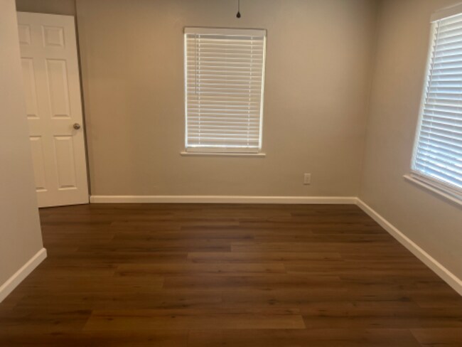 Building Photo - 8280 W Madison St