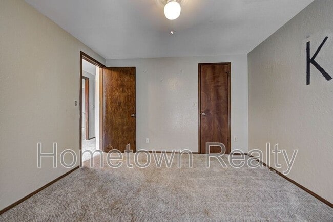Building Photo - 7301 Edenborough Dr